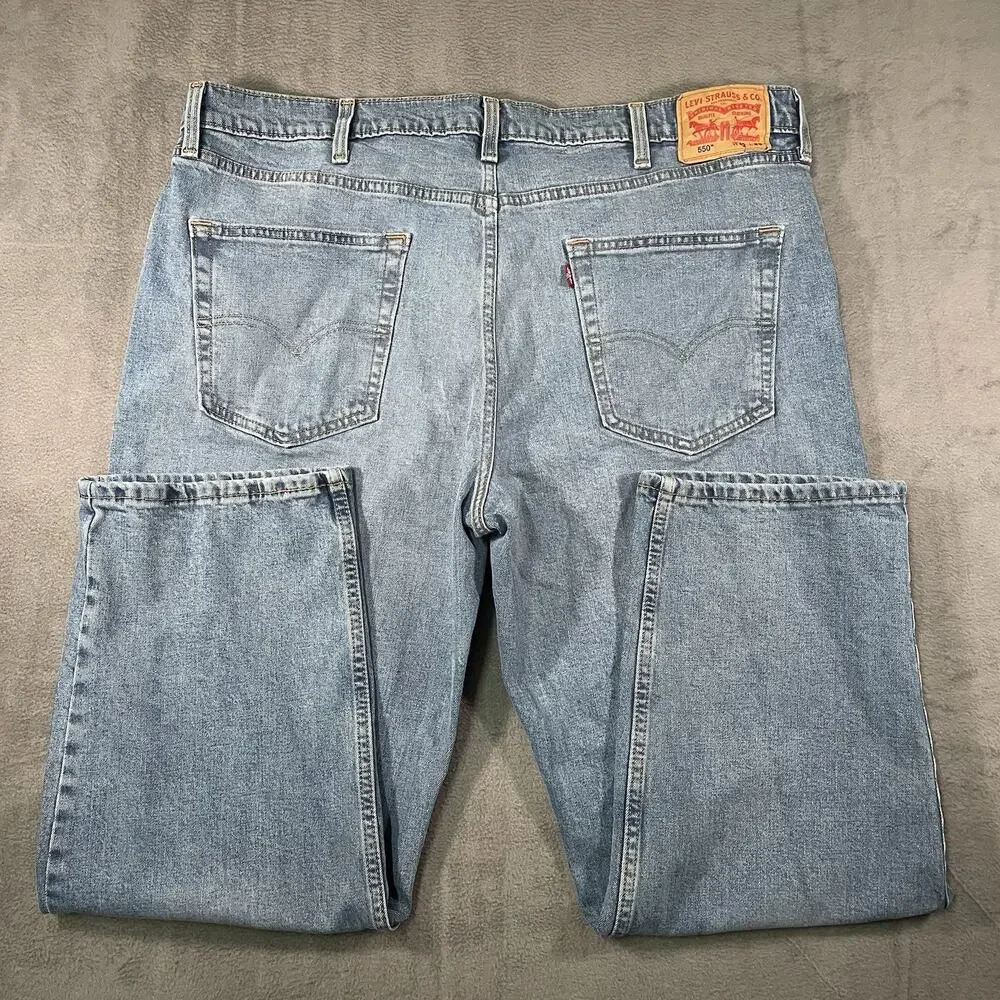 Levi’s 550 Jeans Light Wash Men’s 42x29 Relaxed Fit Straight Leg Denim